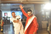 Evariki Evaru Movie on Location Stills